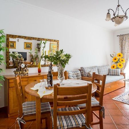 Elegant Sea View Apartment Назаре Экстерьер фото